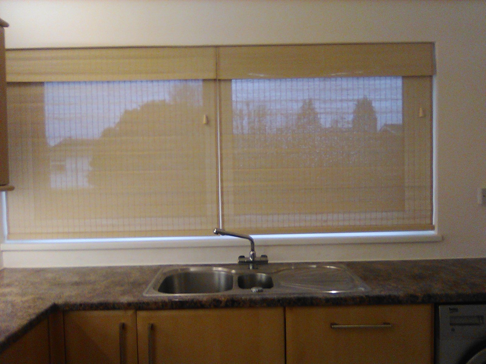 Supply and Fit Pinoleum Kitchen blinds (Domestic)