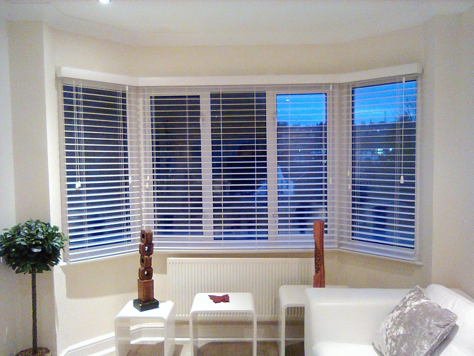 White venetian blinds freshly installed